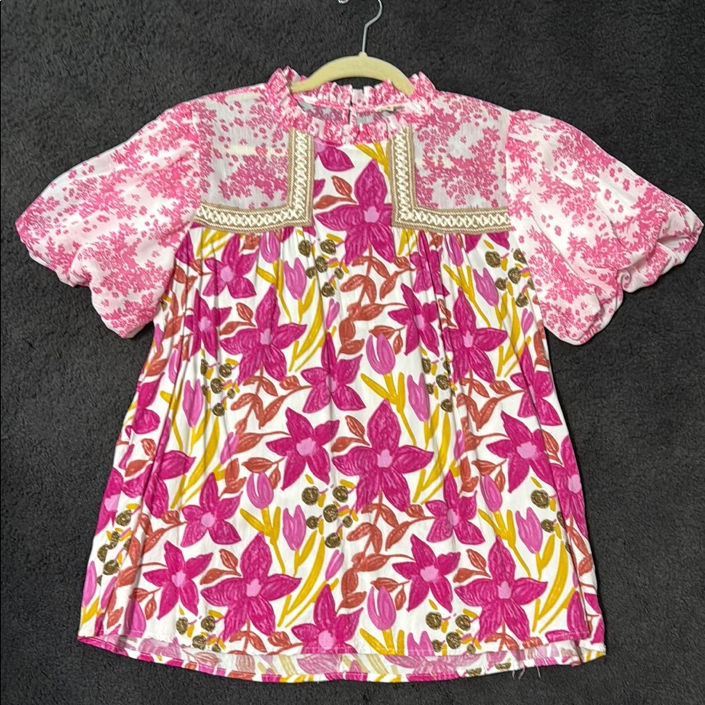 JODIFL Pink and Yellow Floral Blouse with Puff Sleeves